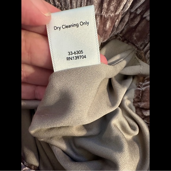 Anthro TINA + JO Josephine Tapered Trousers Mauve Pink Purple Velvet High Rise - Picture 11 of 13